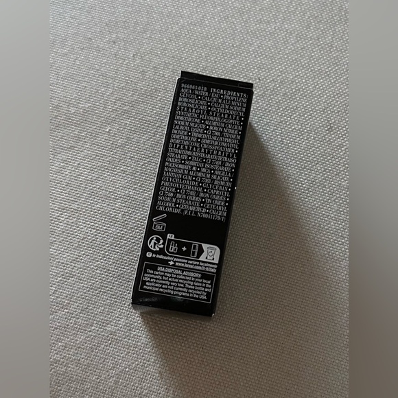 Nib Giorgio Armani
Eye Tint Long-Lasting Liquid Eyeshadow 67S - Picture 4 of 8